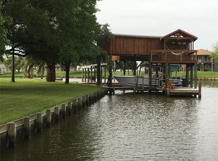 737 Private Road 652 Live Oak Bnd, Sargent, TX 77414