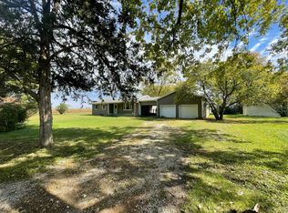 506 N John St, Fithian, IL 61844