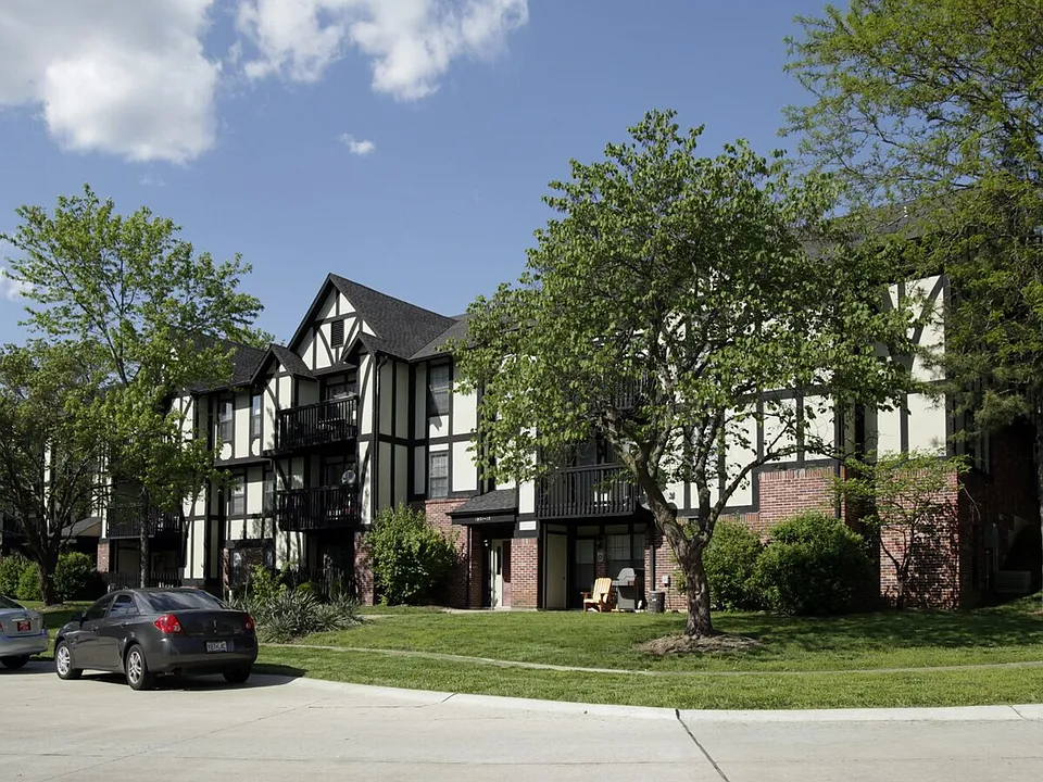 Sherman Square Apartments