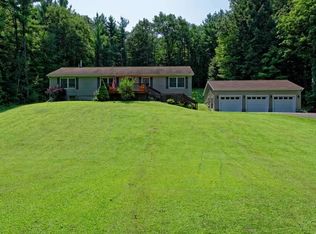 1022 Tamarac Rd, Troy, NY 12180