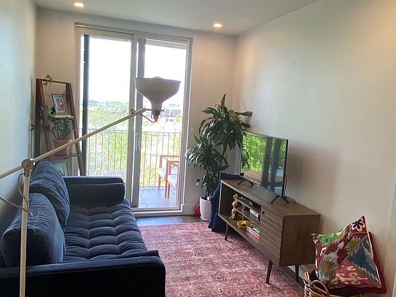 3rd image of 495 Saint Johns Pl #6