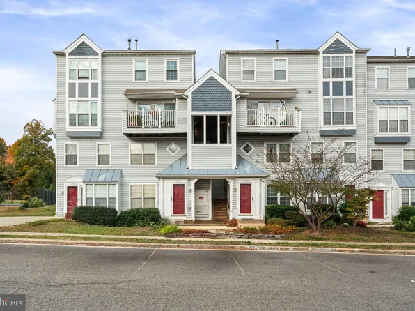 11722 Tolson Pl APT 102, Woodbridge, VA 22192