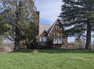 324 Sunset Dr, Butler, PA 16001