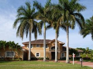 430 NW 195th Ave, Pembroke Pines, FL 33029