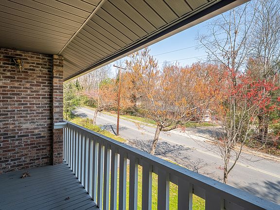 4th image of 76 Greenville Hwy #1