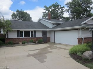 4039 Magnolia Dr, Brunswick, OH 44212