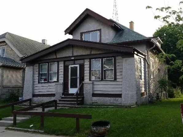 2567 N 45th St, Milwaukee, WI 53210