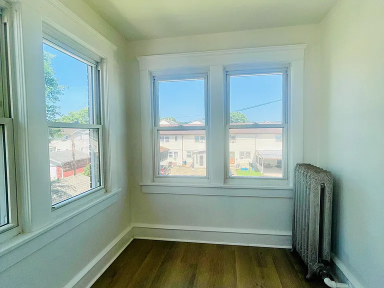 65 S Gates Ave — Photo 12