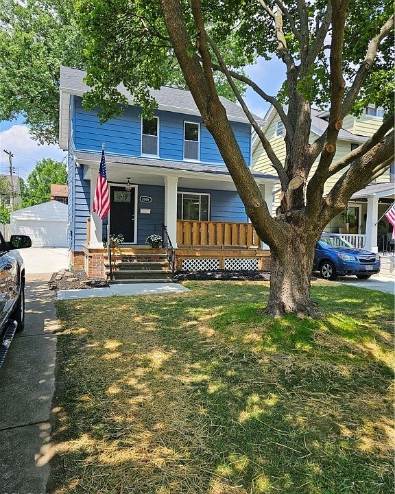 1st image of 2068 Carabel Ave