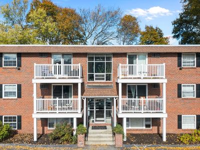 99 Pleasant St APT 2-1, Watertown, MA, 02472