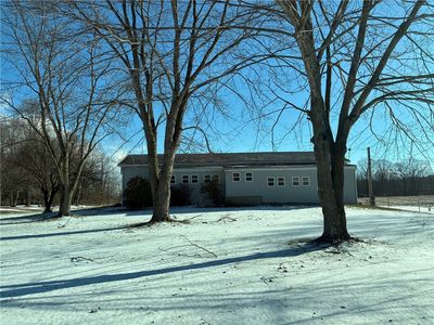 27 Hnida Rd, West Middlesex, PA, 16159