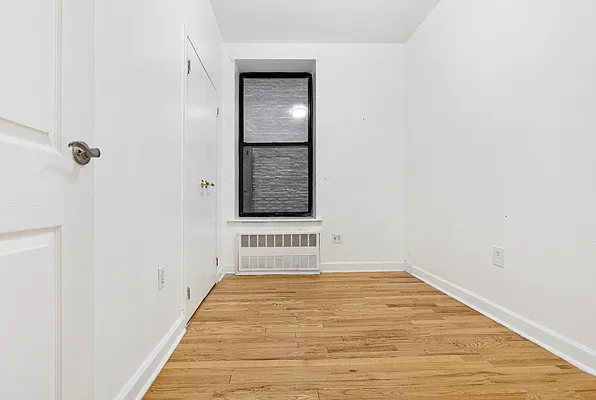 Rented by Compass | media 22