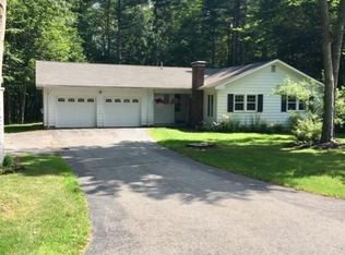 15 Gloria St, Gorham, ME 04038