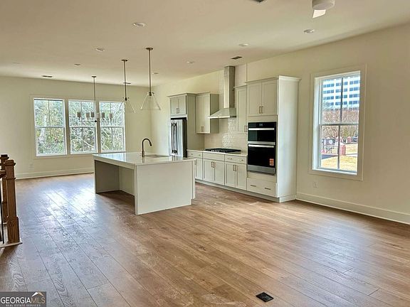 4th image of 2254 Wexford Dr #40