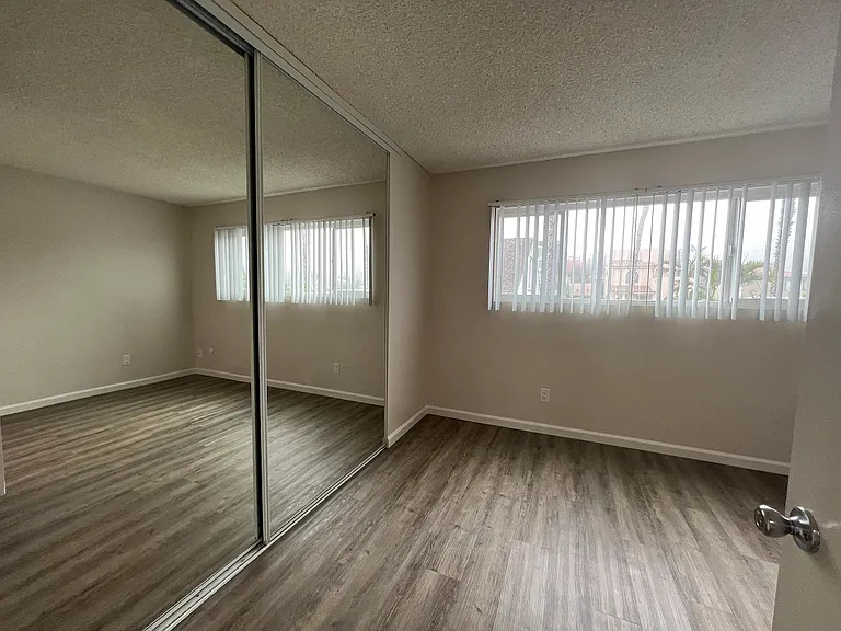 4811 Coronado Ave — Photo 21