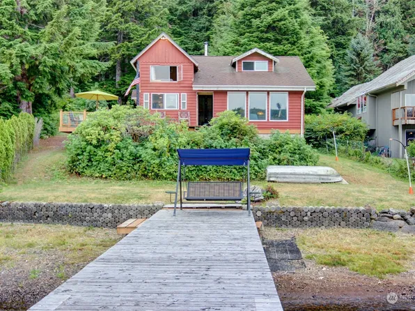 34593 South Shore Drive, Mount Vernon, WA 98274