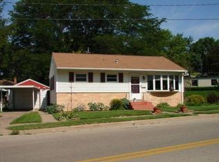 2715 Windsor Ave, Dubuque, IA 52001