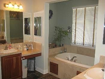 1st image of 5606 Dunlay Dr