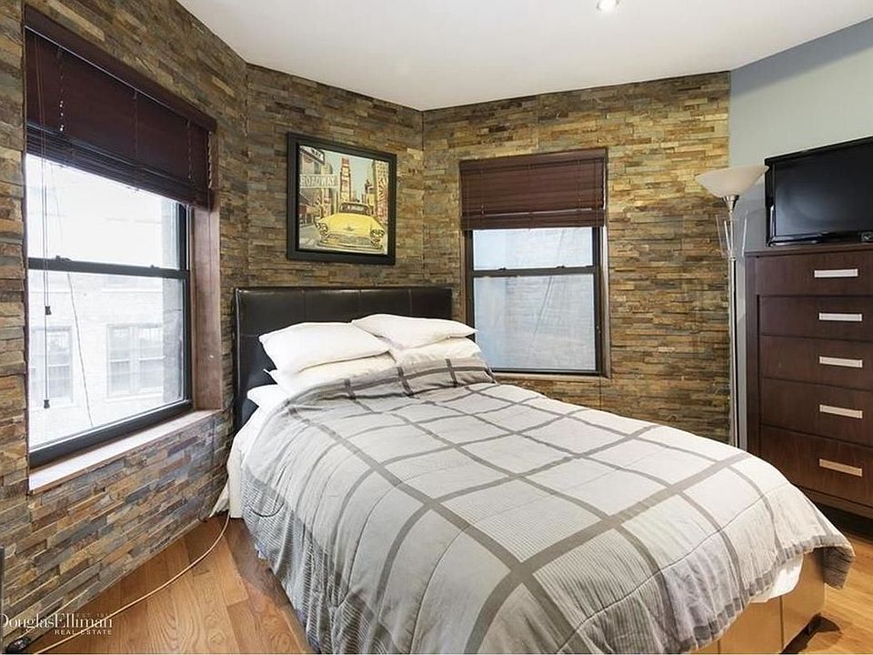 2nd image of 140 W 4th St #4R