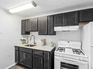 631 W Fisher Ave #J10, Philadelphia, PA 19120