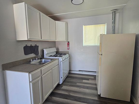 3rd image of 717 S Laguna Ave #B