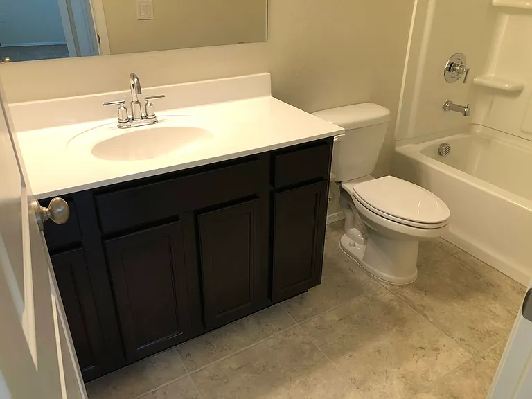3702 N 307th Dr — Photo 21