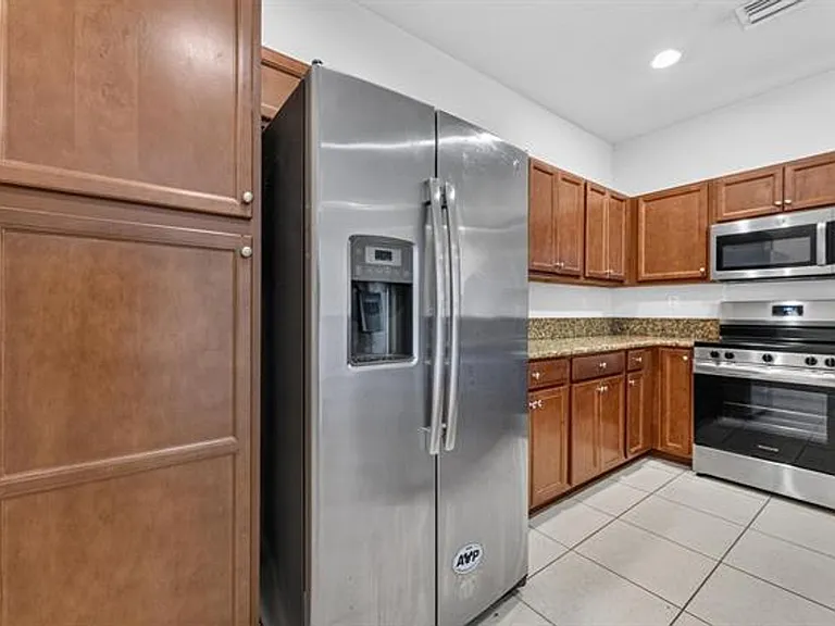 17094 SW 95th Ter #Townhouse 17094 — Photo 12
