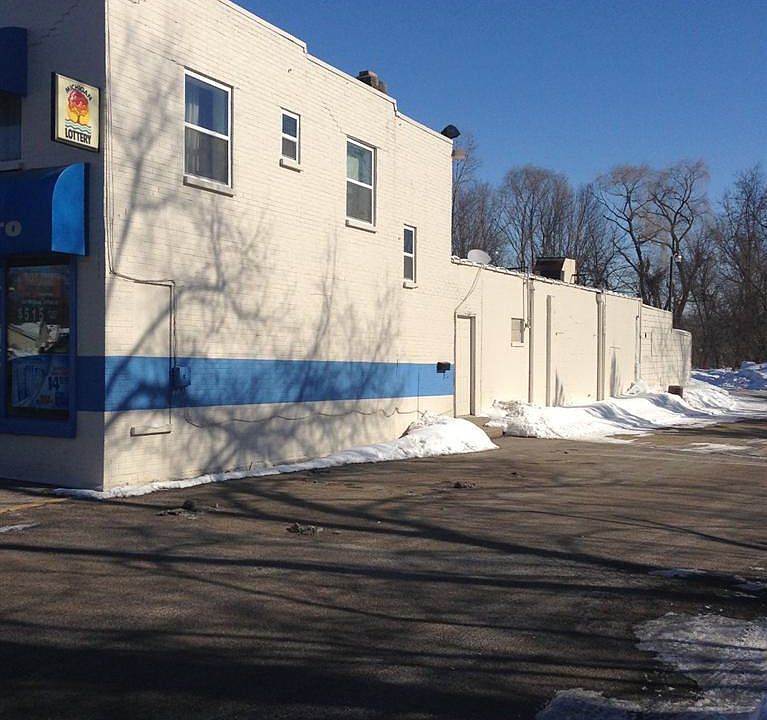 2nd image of 545 E Allegan St