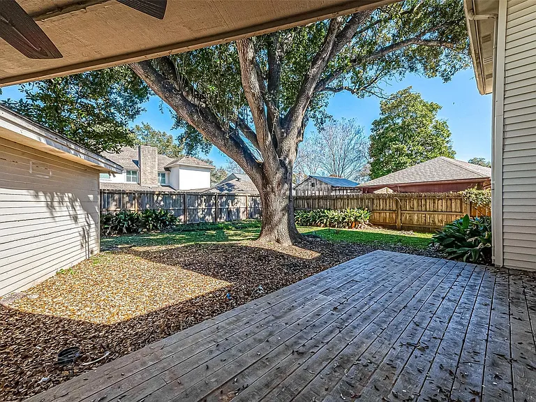 1015 Sugar Lakes Dr — Photo 42