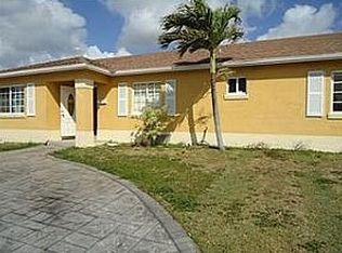 9921 Haitian Dr, Cutler Bay, FL 33189