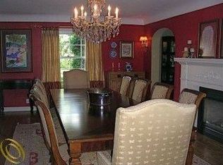 1001 Bishop Rd, Grosse Pointe Park, MI 48230