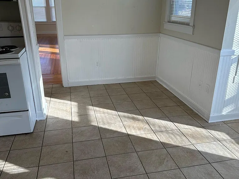 222 Clarendon St — Photo 5