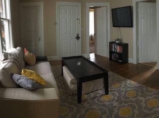 1122 NW 50th St APT A, Seattle, WA 98107