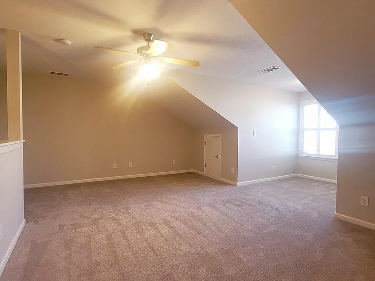 3001 Amberley Dr — Photo 18