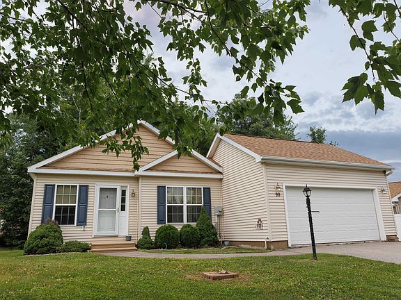 3rd image of 99 Sarasota Lane
