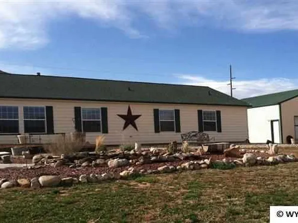 13 Red Rock Dr, Douglas, WY 82633