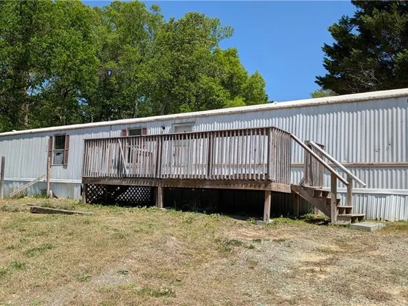 4471 Ben Ln, Walkertown, NC 27051