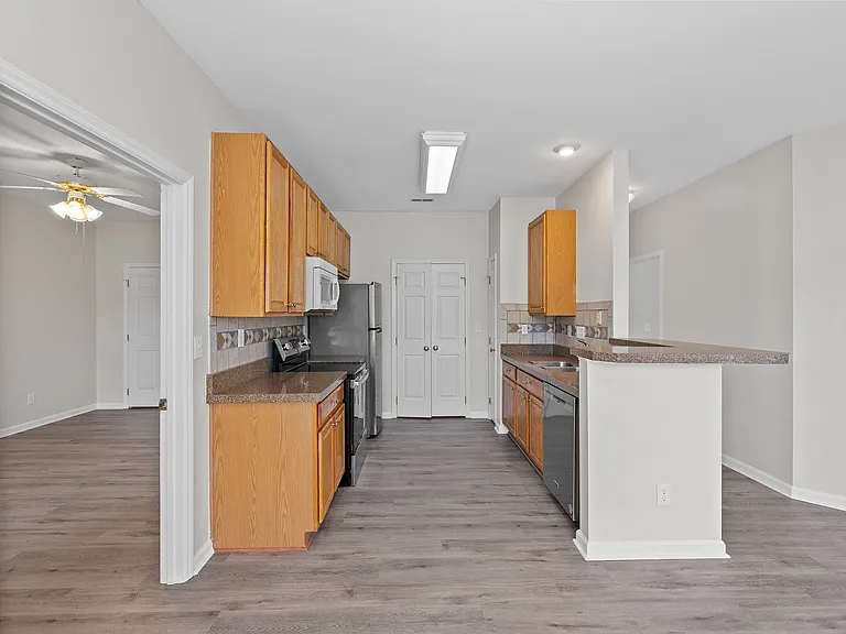 1713 Kudrow Ln #1 — Photo 17