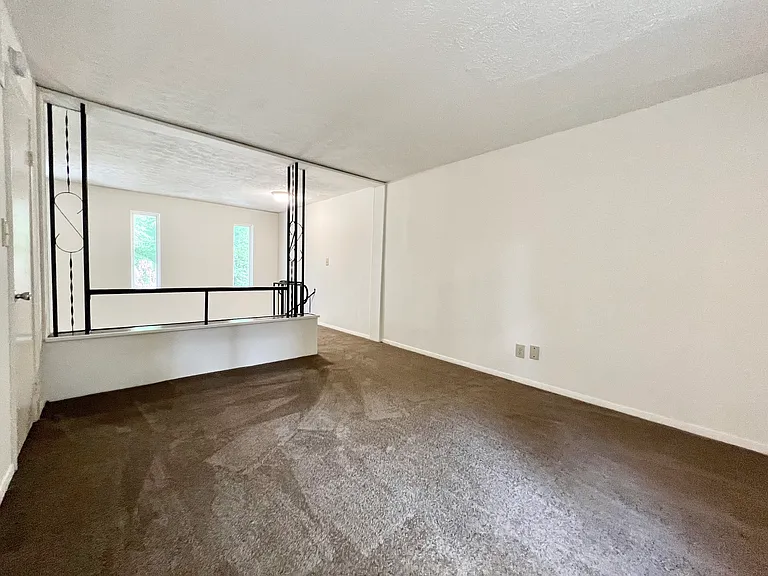 Glenview Apartments — Photo 55