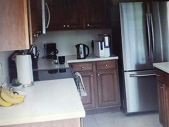 2nd image of 31132 Creekridge Dr