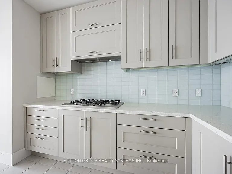 29 Queens Quay E #1008 — Photo 7