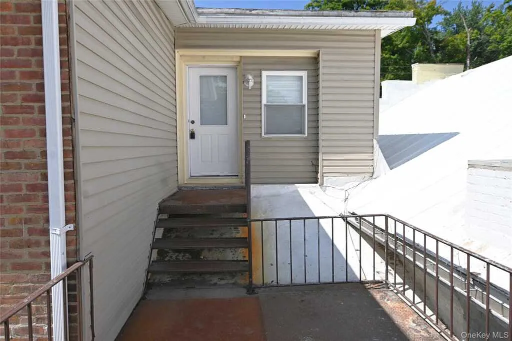1298 Route 9W, Marlboro, NY 12542 — Photo 1