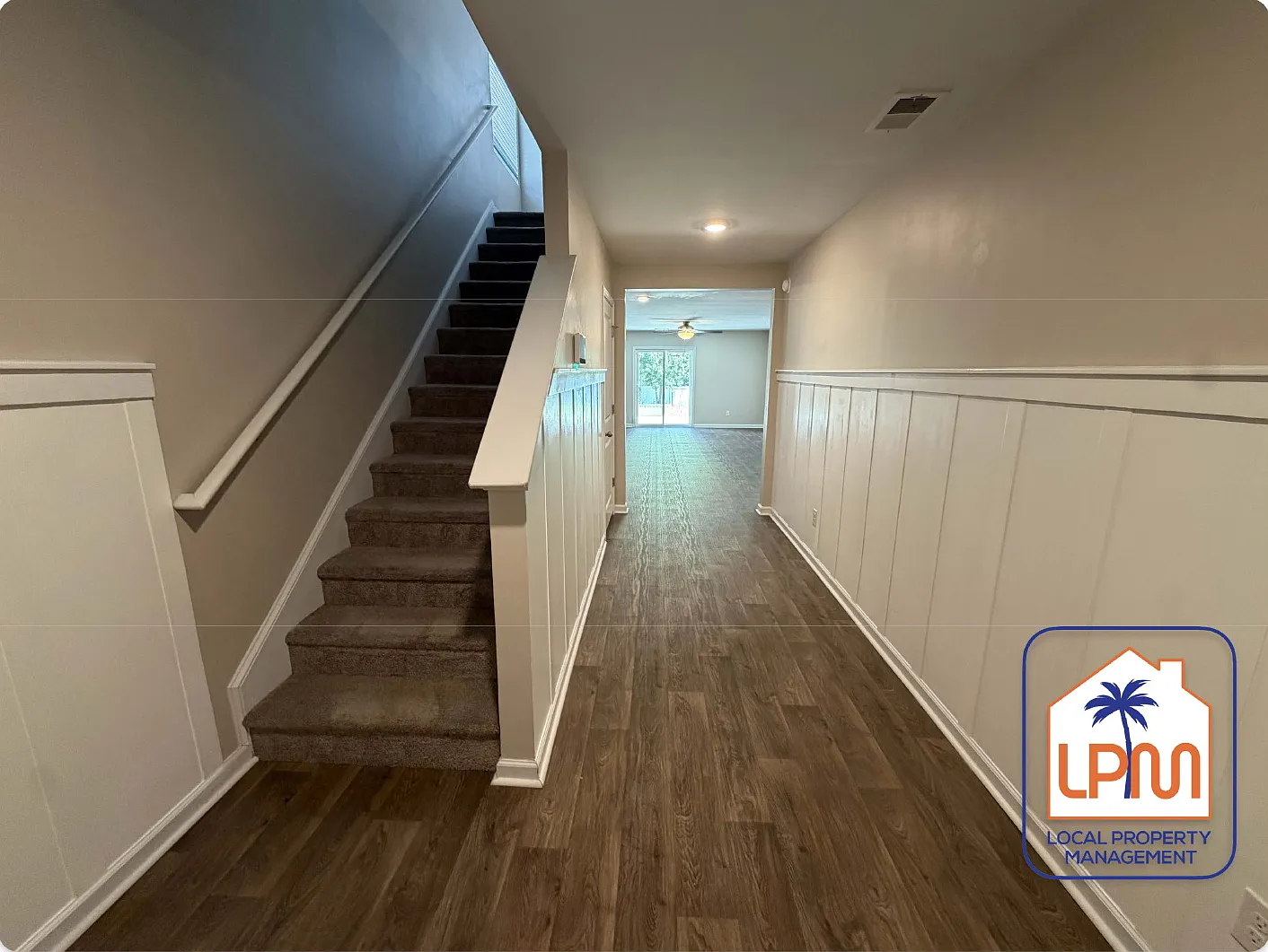 5 bed, 3.0 bath, 2361 sqft, $2,900 — Photo 2