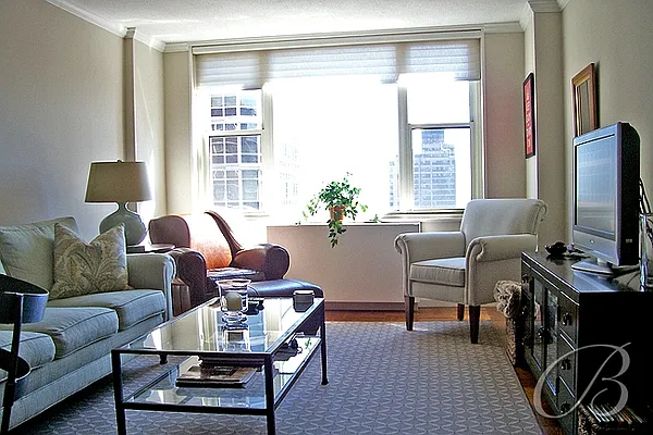 Sold by Bellmarc Realty | media 13