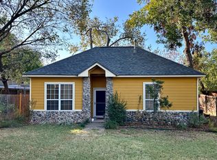 2931 E Martin Luther King Jr Blvd #B, Austin, TX 78702