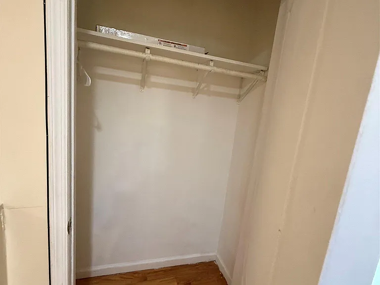 766 Pine St — Photo 6