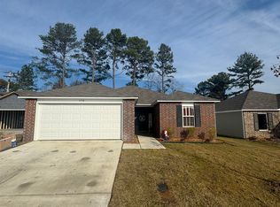 1350 Agogo Ln, Conway, AR 72034