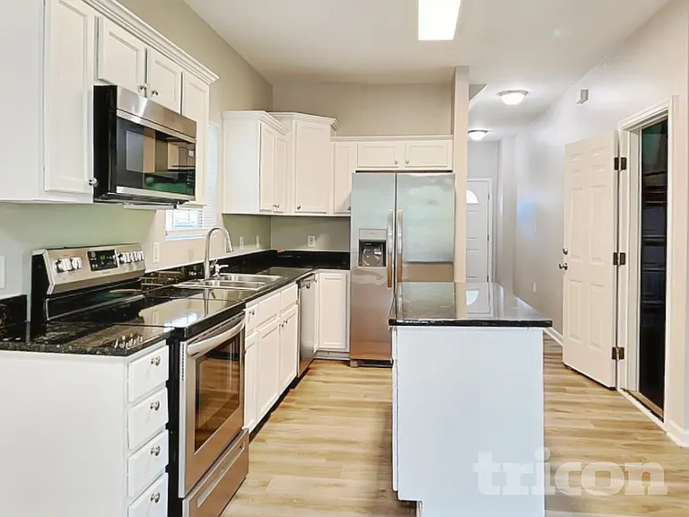 118 Lookout Point Pl — Photo 4