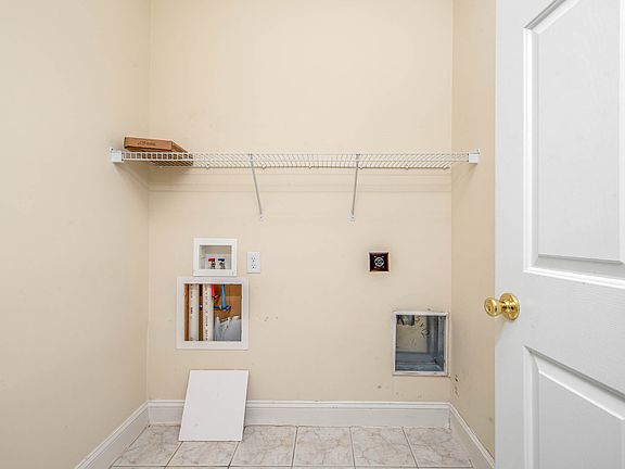 5th image of 3930-101 Bardstown Ct