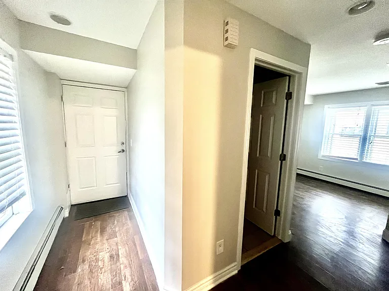 62 Madison St #2 — Photo 10